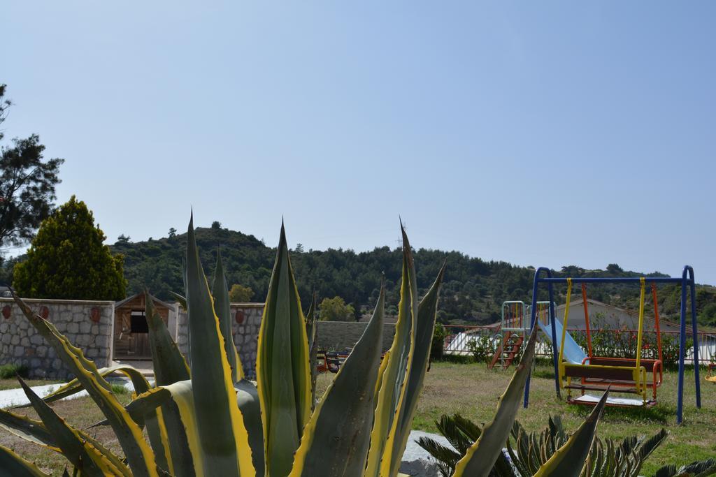 Case de vacanță Ambrosia House Tsairi