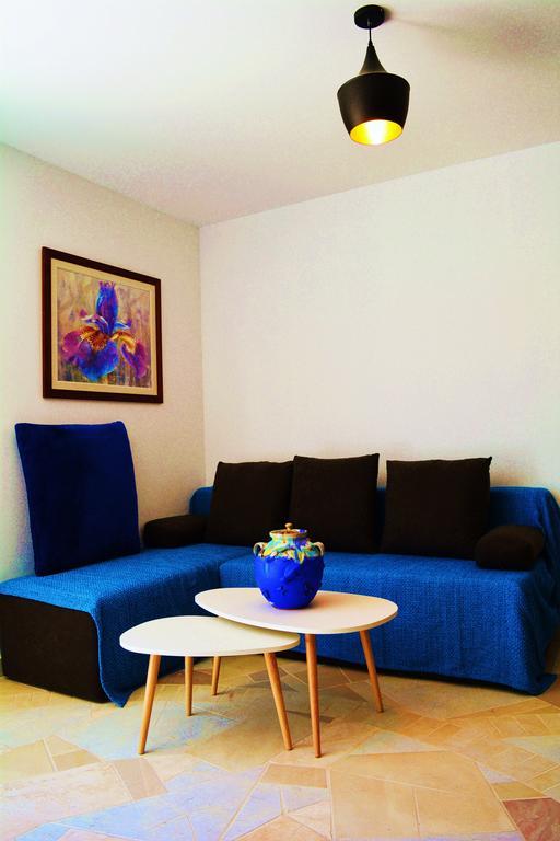 Ambrosia House *